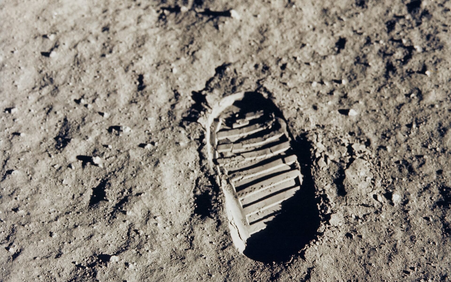 Der erste Schritt auf dem Mond